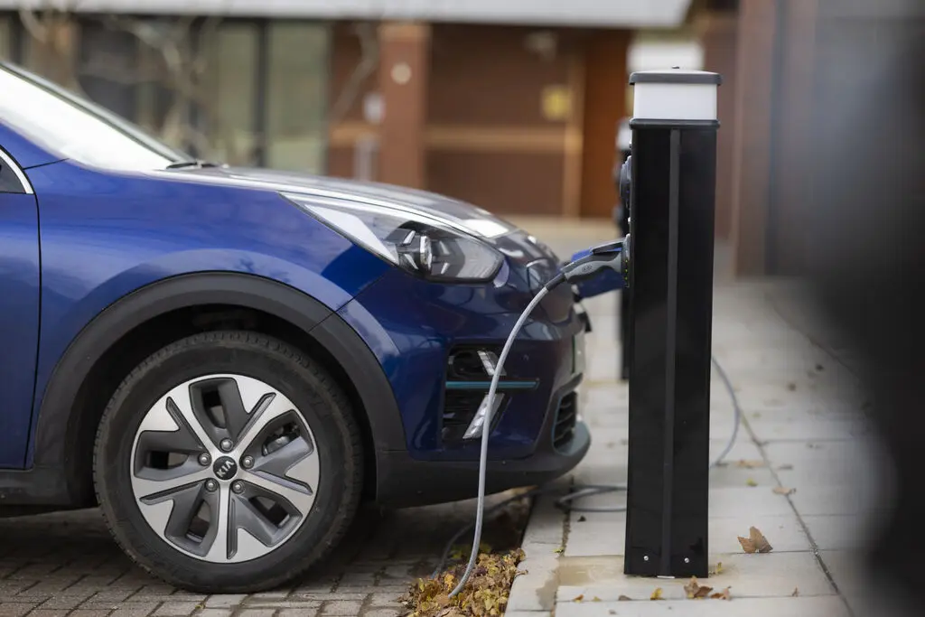 Support your employees with electric vehicle (EV) purchase